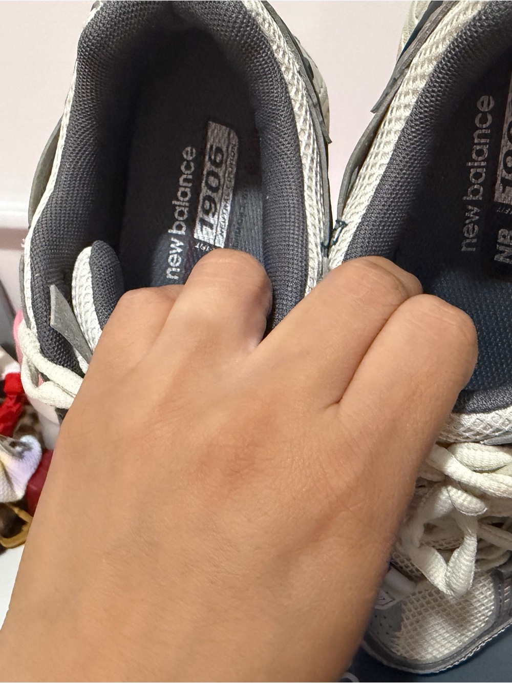 New Balance M1906 Beige and Grey Mesh Trainer - Picture 5 of 9
